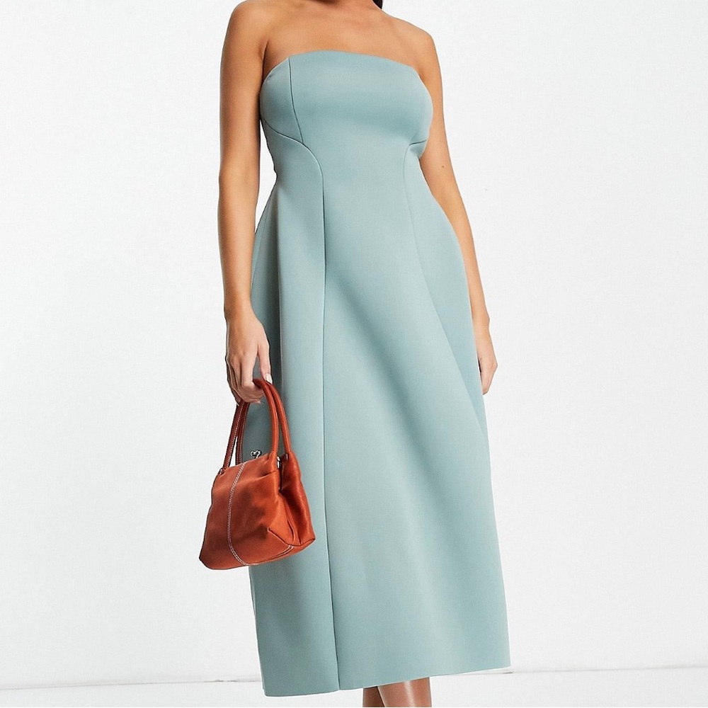 Strapless MIDI dress in US 6